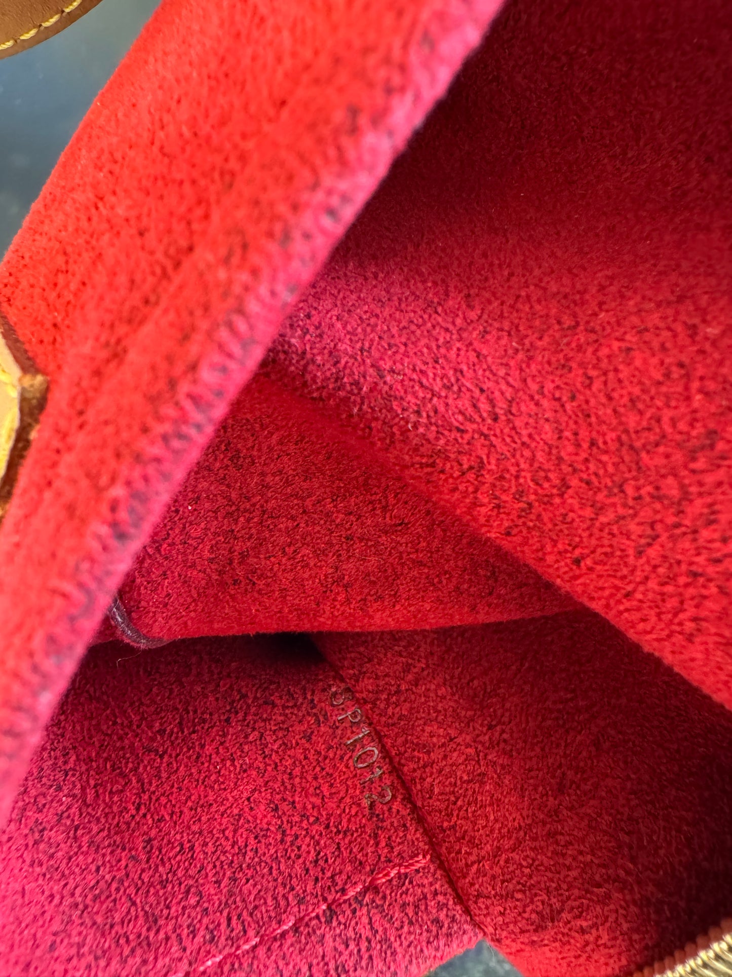 Louis Vuitton Croissant PM — 2002