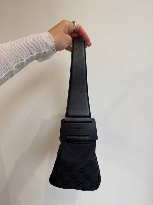 Gucci Black GG Canvas Baguette Bag - 1990s to early 2000s