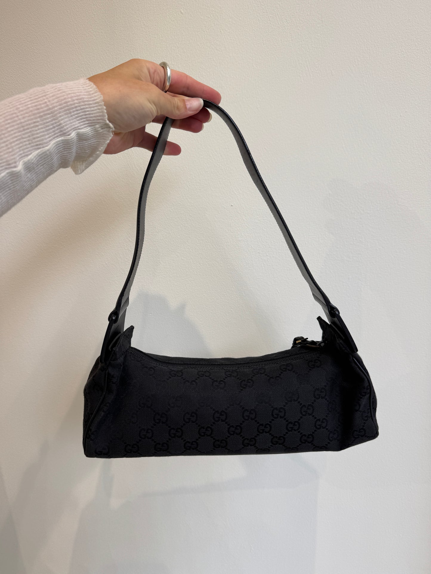 Gucci Black GG Canvas Baguette Bag - 1990s to early 2000s