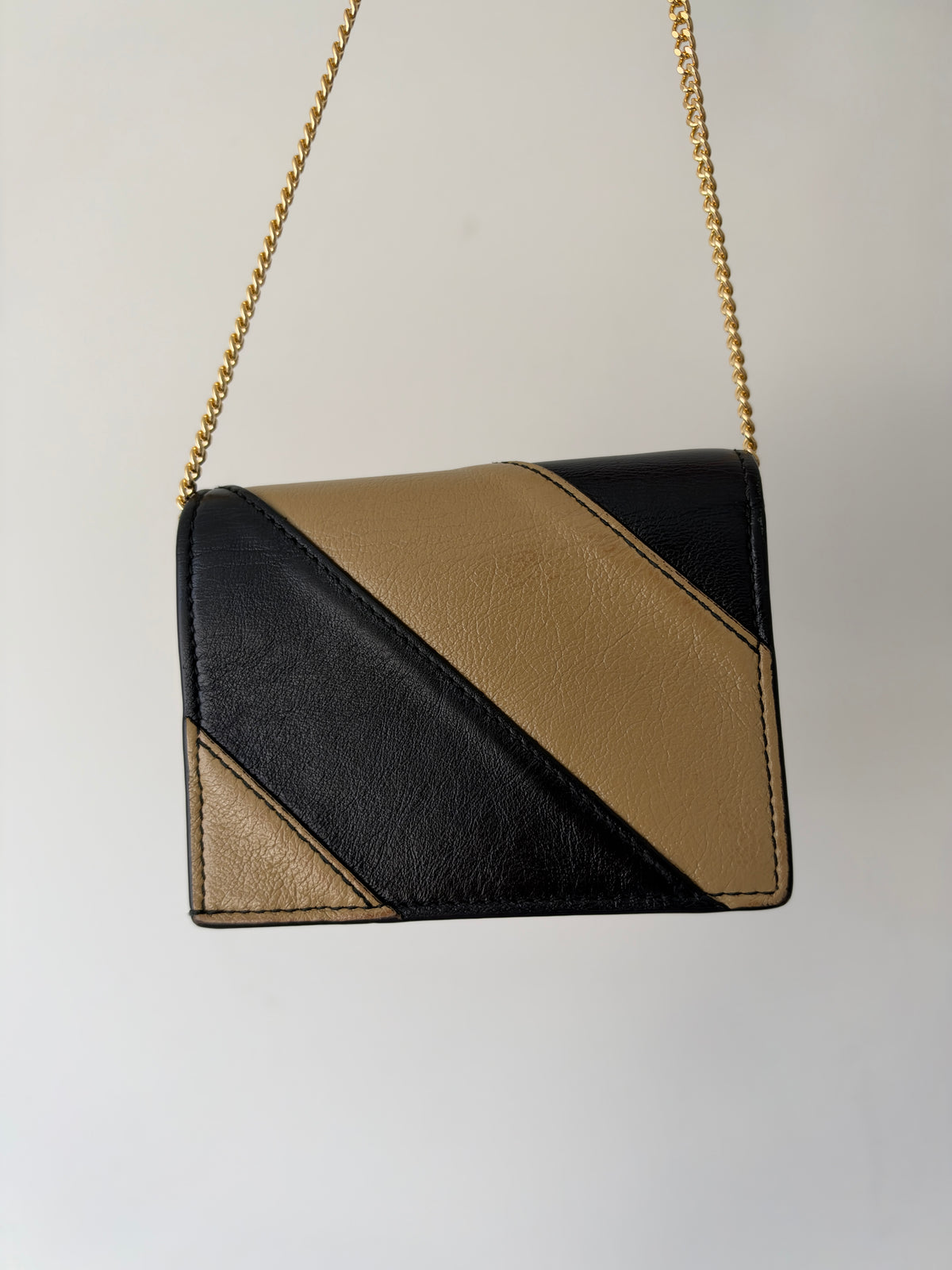 Gucci by Alessandro Michele Zumi Diagonal Stripe Chain Wallet — 2019