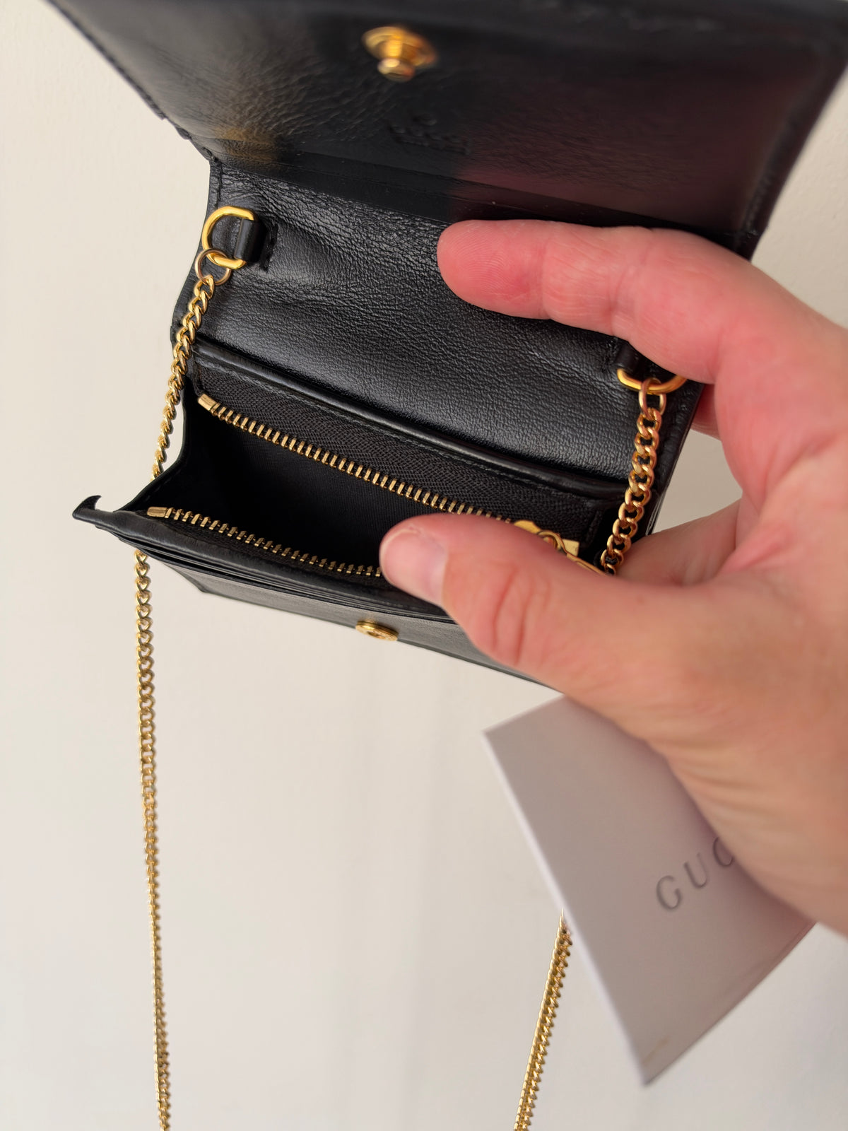 Gucci by Alessandro Michele Zumi Diagonal Stripe Chain Wallet — 2019