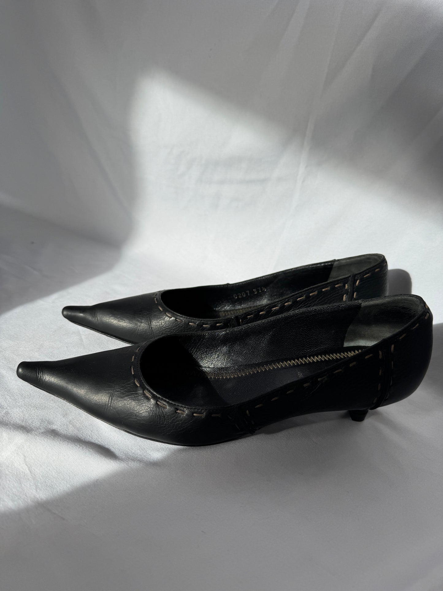 Fendi “Selleria” Pointed Kitten Heels 37.5