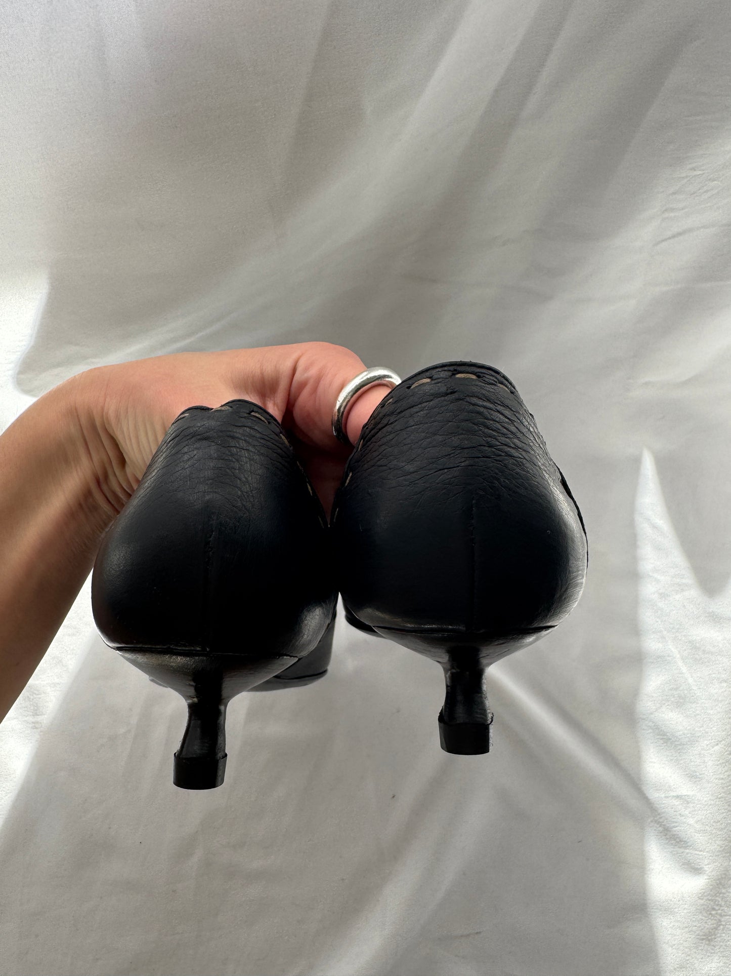 Fendi “Selleria” Pointed Kitten Heels 37.5