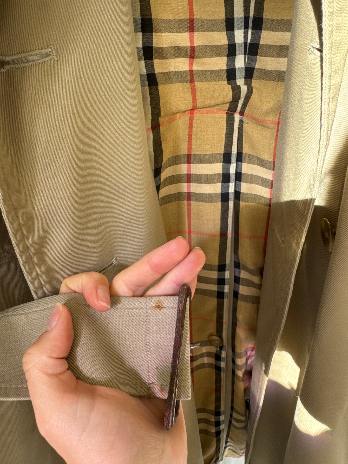 Burberrys Heritage Cotton Trench Coat