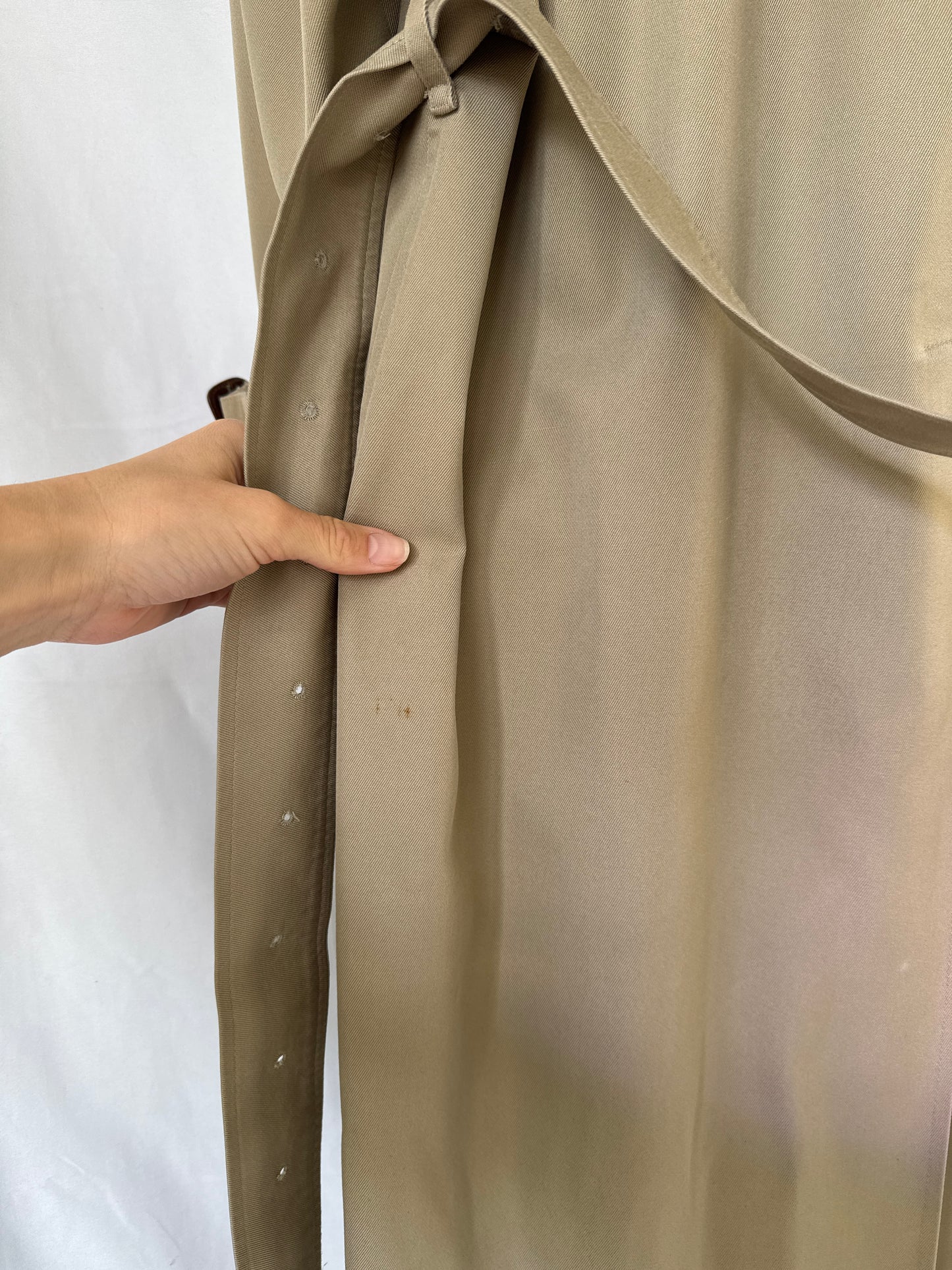 Burberrys Heritage Cotton Trench Coat