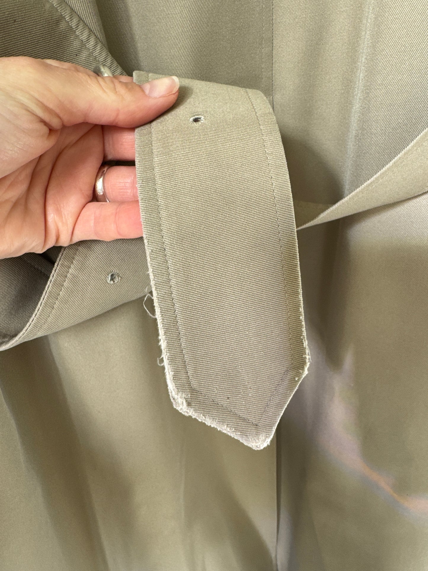 Burberrys Heritage Cotton Trench Coat