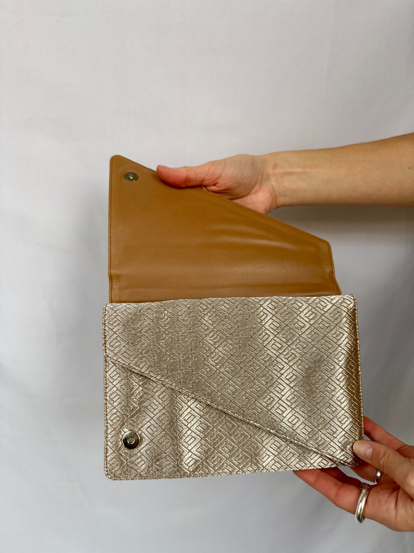 Bottega Veneta Silver Metallic Envelope Clutch — Mid 2000s / Early 2010s