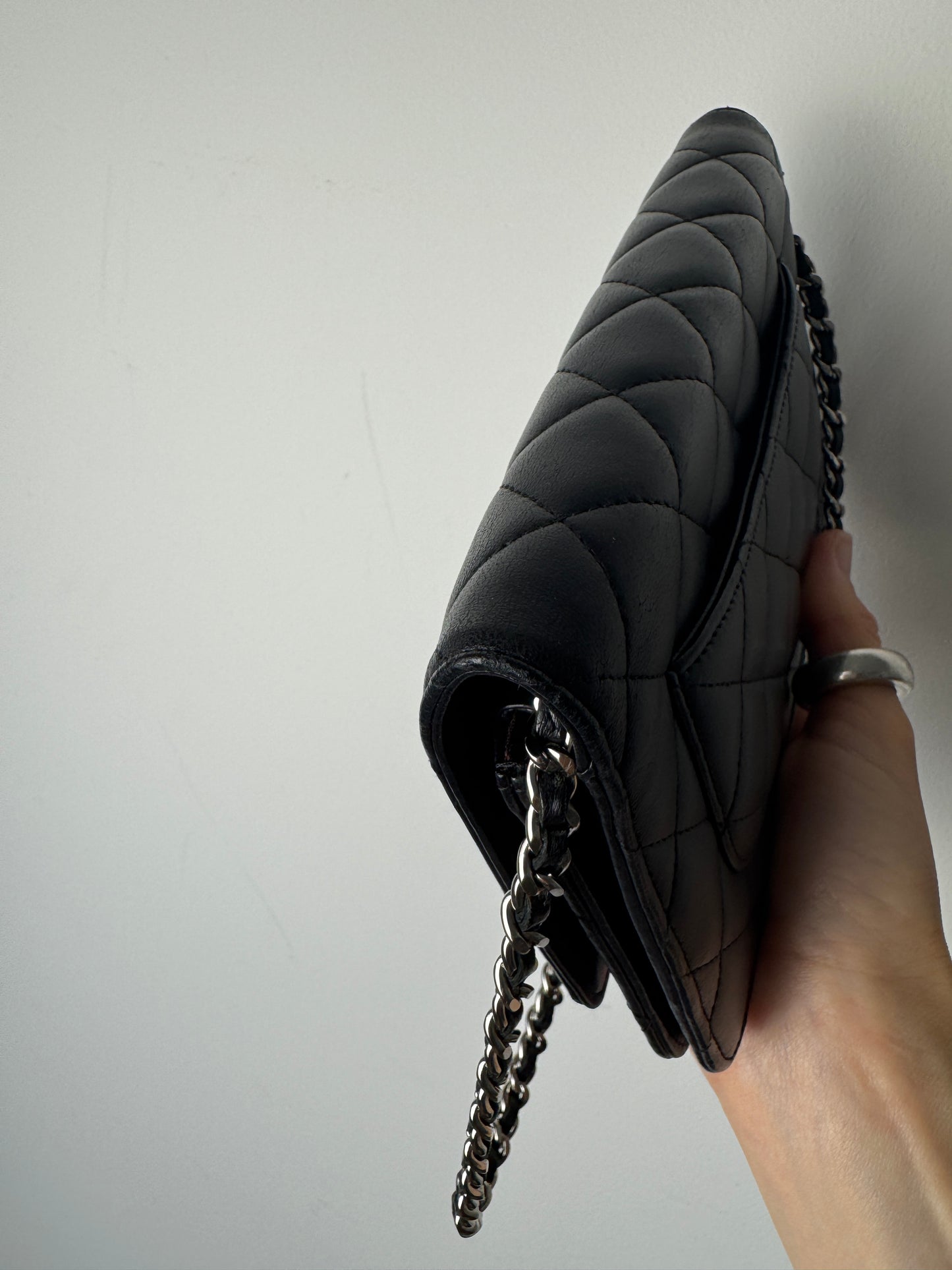Chanel Classic Wallet On Chain