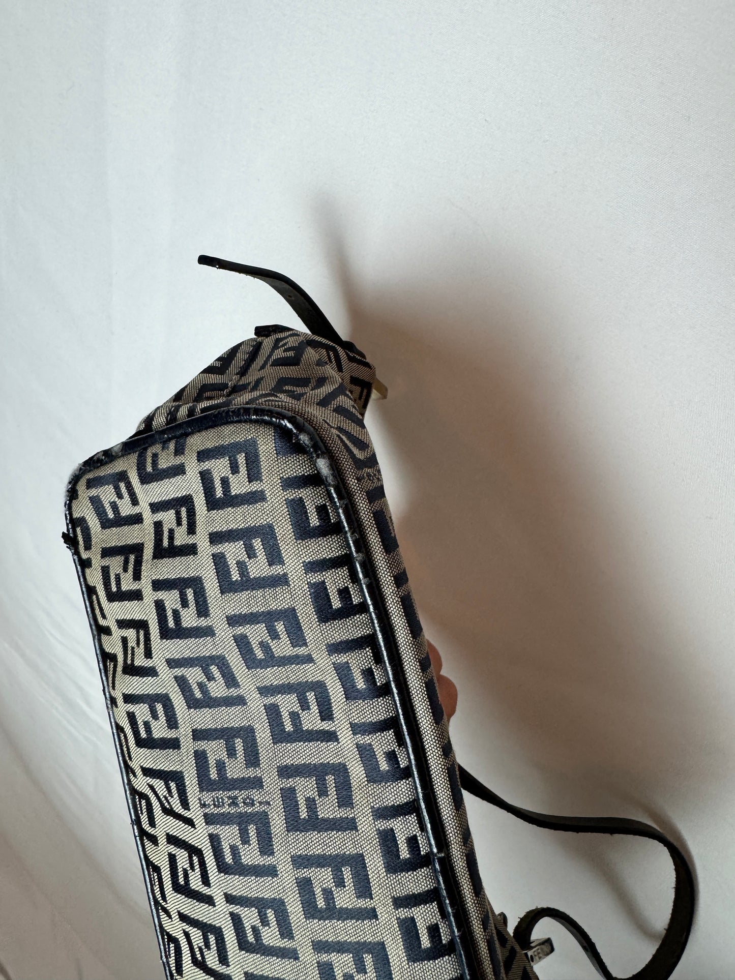 Fendi Mamma Zucchino Pochette bag Navy and Beige — Early 2000s