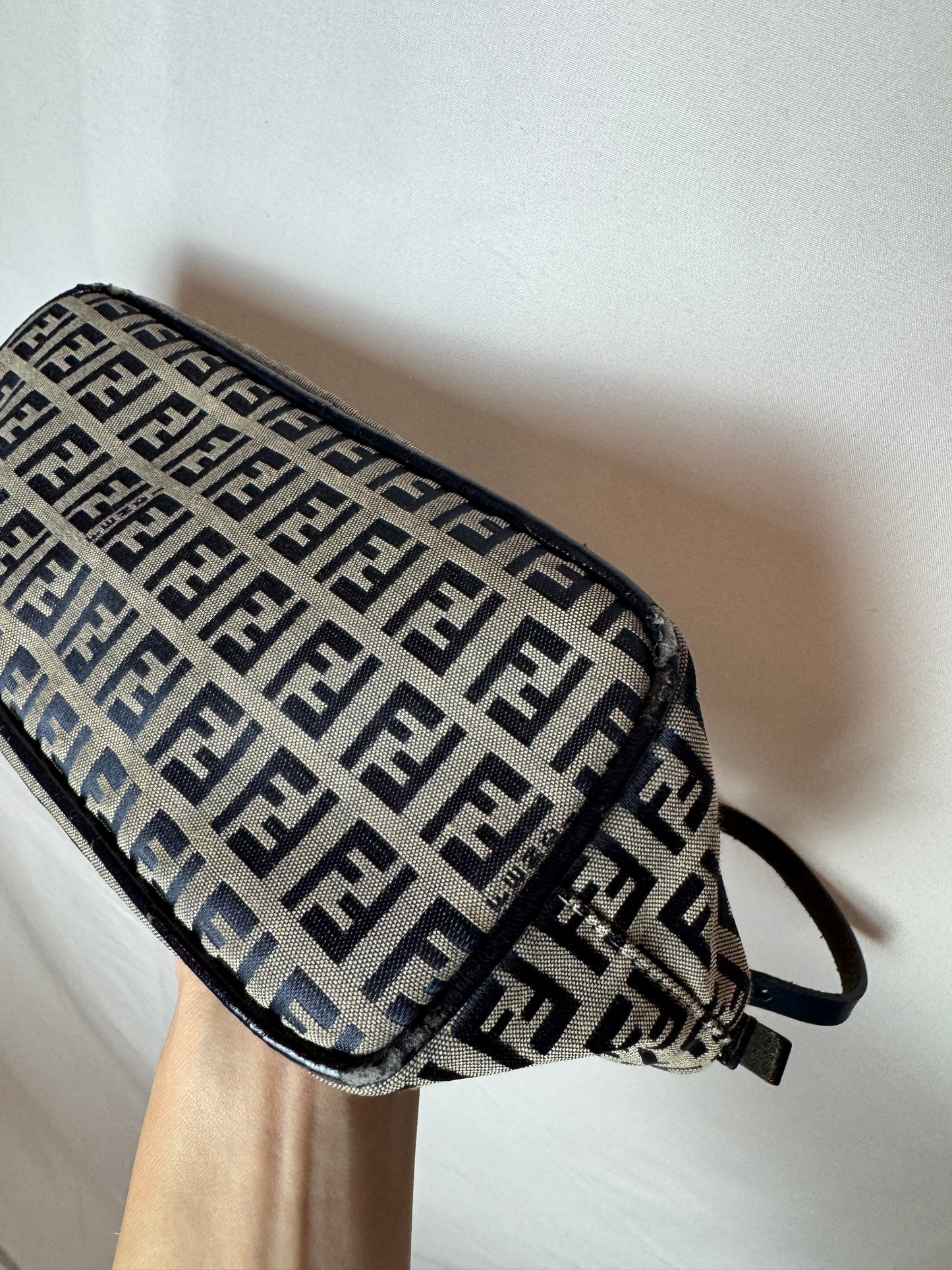 Fendi Mamma Zucchino Pochette bag Navy and Beige — Early 2000s